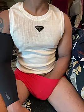 indian_Hunk webcam