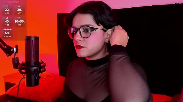 Valeriekay__ webcam