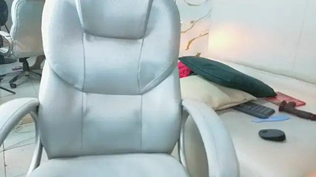 Victoria_moonn_ webcam