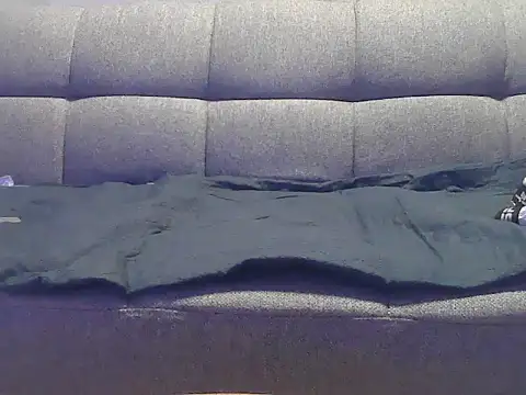 GuyCrazy17 webcam