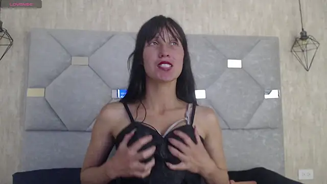 Sofia1_911 webcam