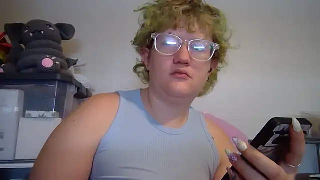 TreatLucky webcam