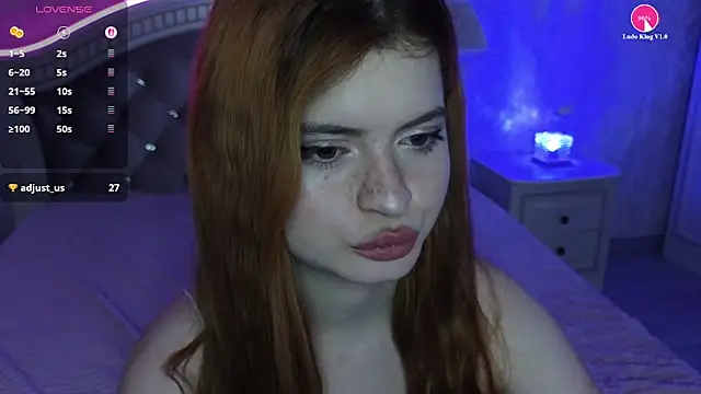 ElarisCrowe webcam