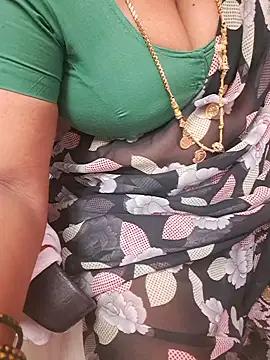 tamil_ammani (F milf) - Boobs show 😜😜😝🥰🔥🔥🔥