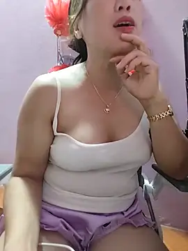 jordanxo_69 (F milf) - Ước gặp bụt thương em