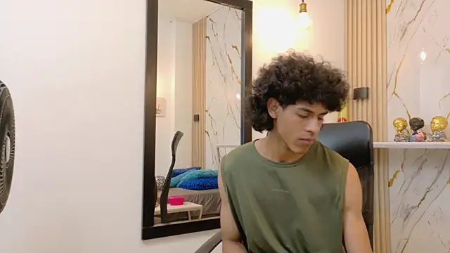 zayn_fox32 (M twink) - cum public