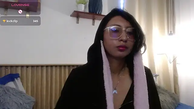 Violet_2003 webcam