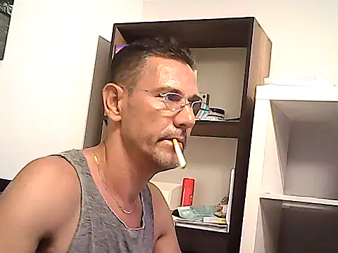mastercharisma35 webcam