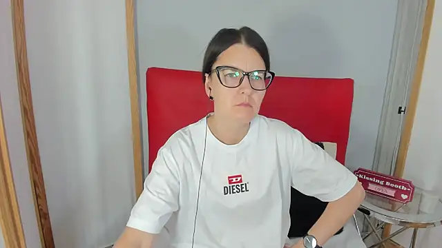 NadiaXlove webcam