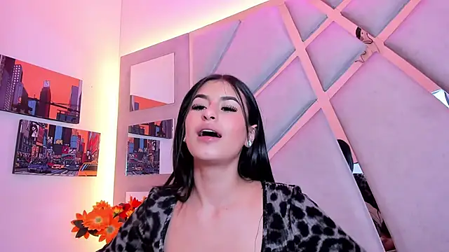haileypetite - Haileypetite's free webcam - UK Sex Cams