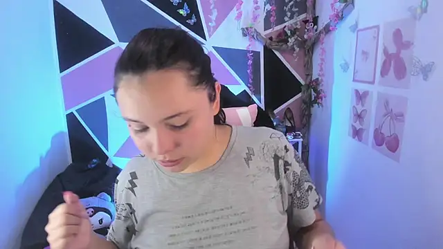 little_emma0 webcam