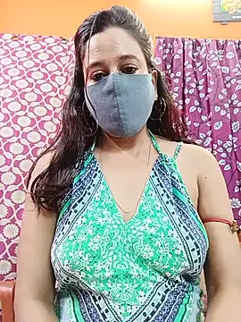 Hotpuja25 webcam