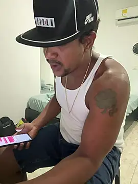 bigdick211292 webcam