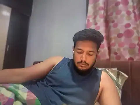 Randy642001 live cam on StripChat