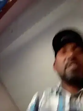 Ernesthot82 webcam