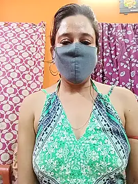 Hotpuja25 webcam