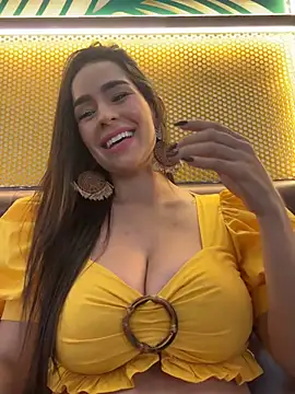 Mau_White webcam