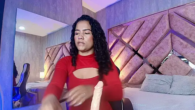 TamaraaHoney webcam