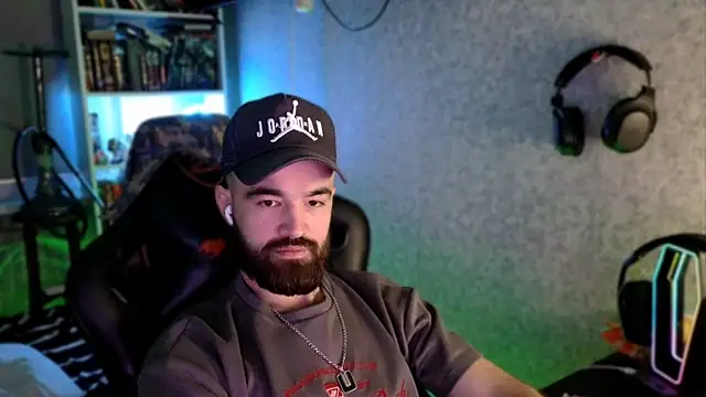 _Serious_Man webcam