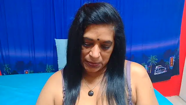 INDIANFUSION live cam on StripChat