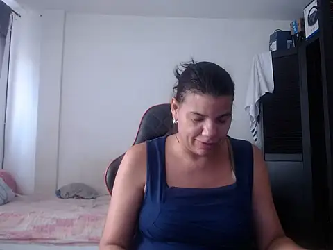 Adriana_0312 webcam