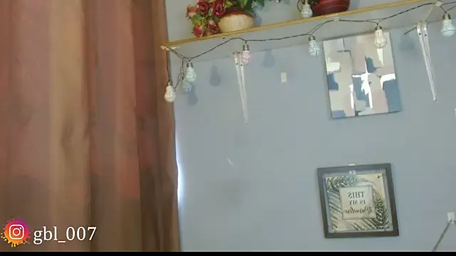gaby_sant webcam