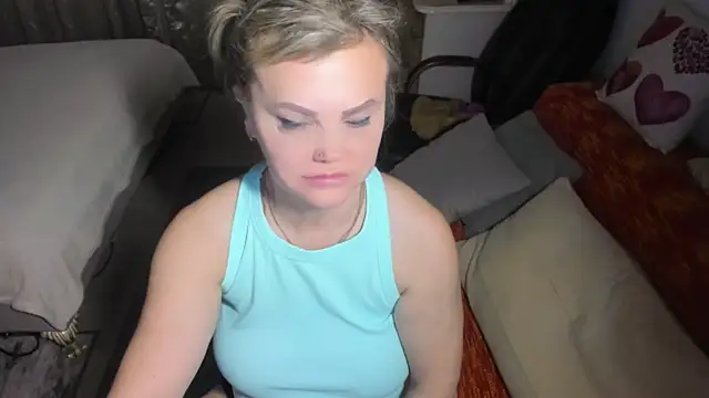 MildMature webcam