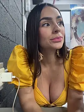 Mau_White