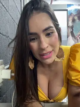 Mau_White webcam