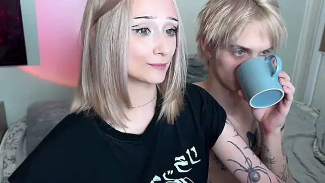 mia_side