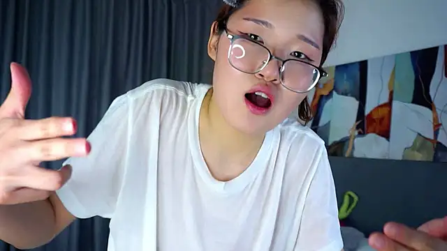 NelleMihalko webcam