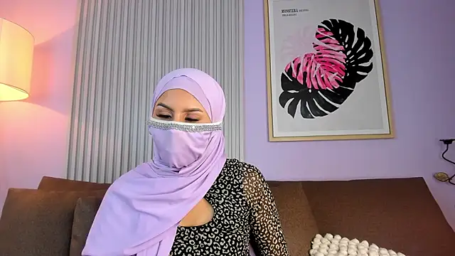 Nahiaraa__ webcam