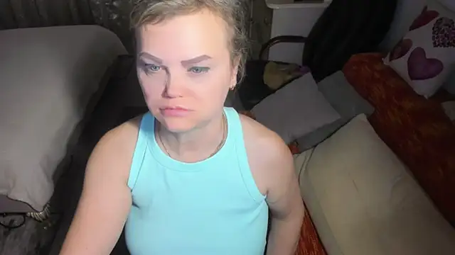 MildMature webcam
