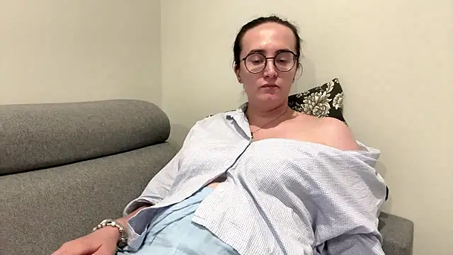 sofiatease (F young) - SOMETHING AMAZING :O