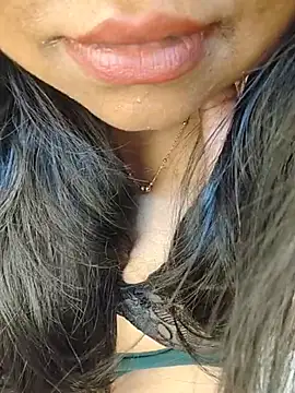 Curvy_Pooja webcam