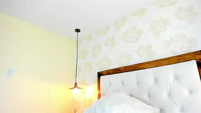 irisclark1 - IRISCLARK1's free webcam - UK Sex Cams