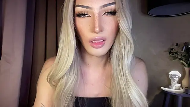 Alicegreenexx live cam on StripChat