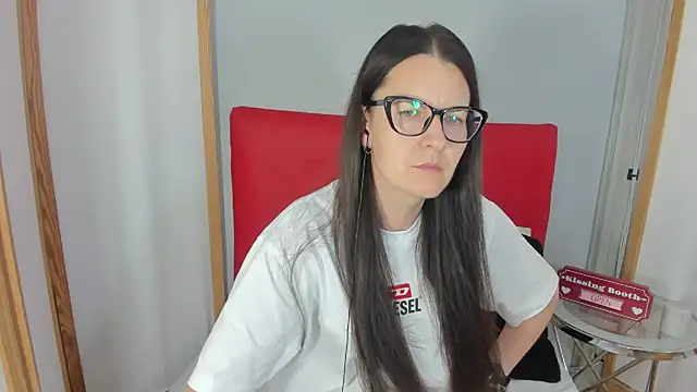 NadiaXlove webcam