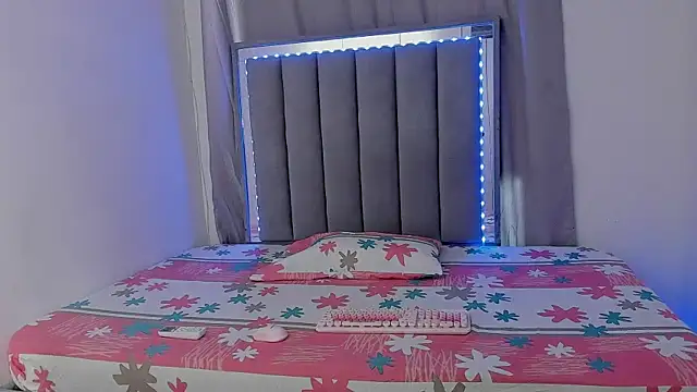 Stardoll_777 webcam