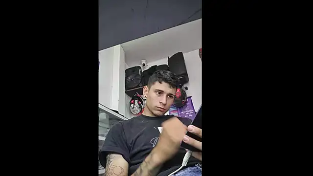 tom_latin webcam