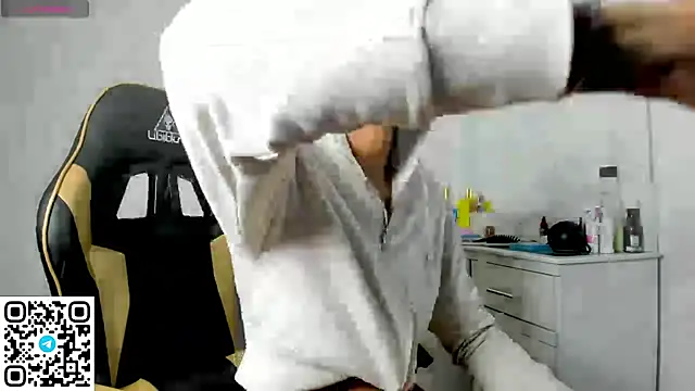 Nikol_Rang__ webcam
