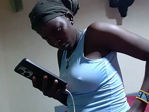ebony_emmah webcam