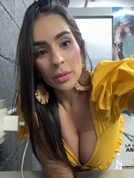 Mau_White webcam