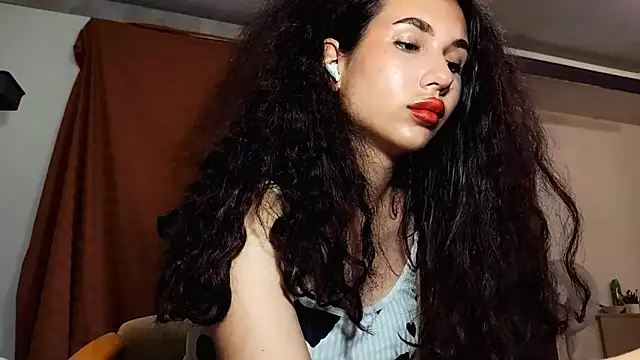 HazyLoom live cam on StripChat