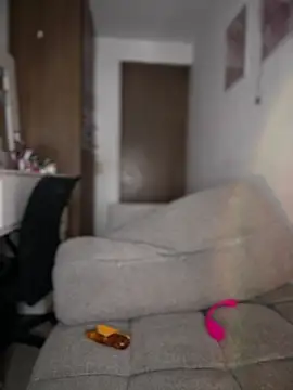 DulceLenns live cam on StripChat