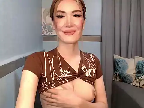 xMeganFucks69 live cam on StripChat