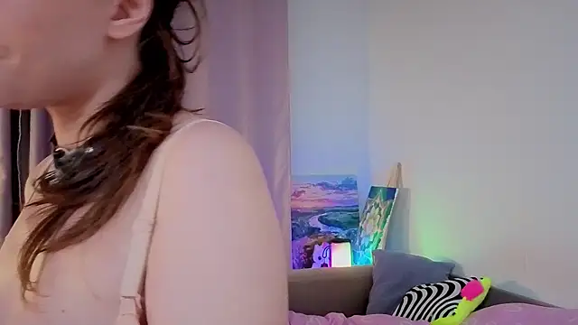 DemiDee live cam on StripChat