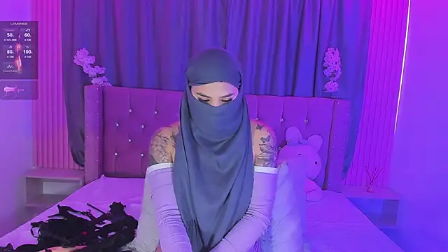 Nayla-Mouna webcam