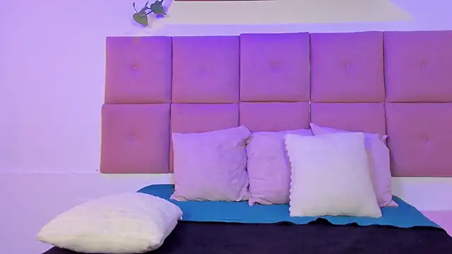 Piinksoul149 webcam