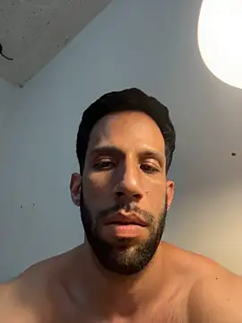 Karim_mansur webcam